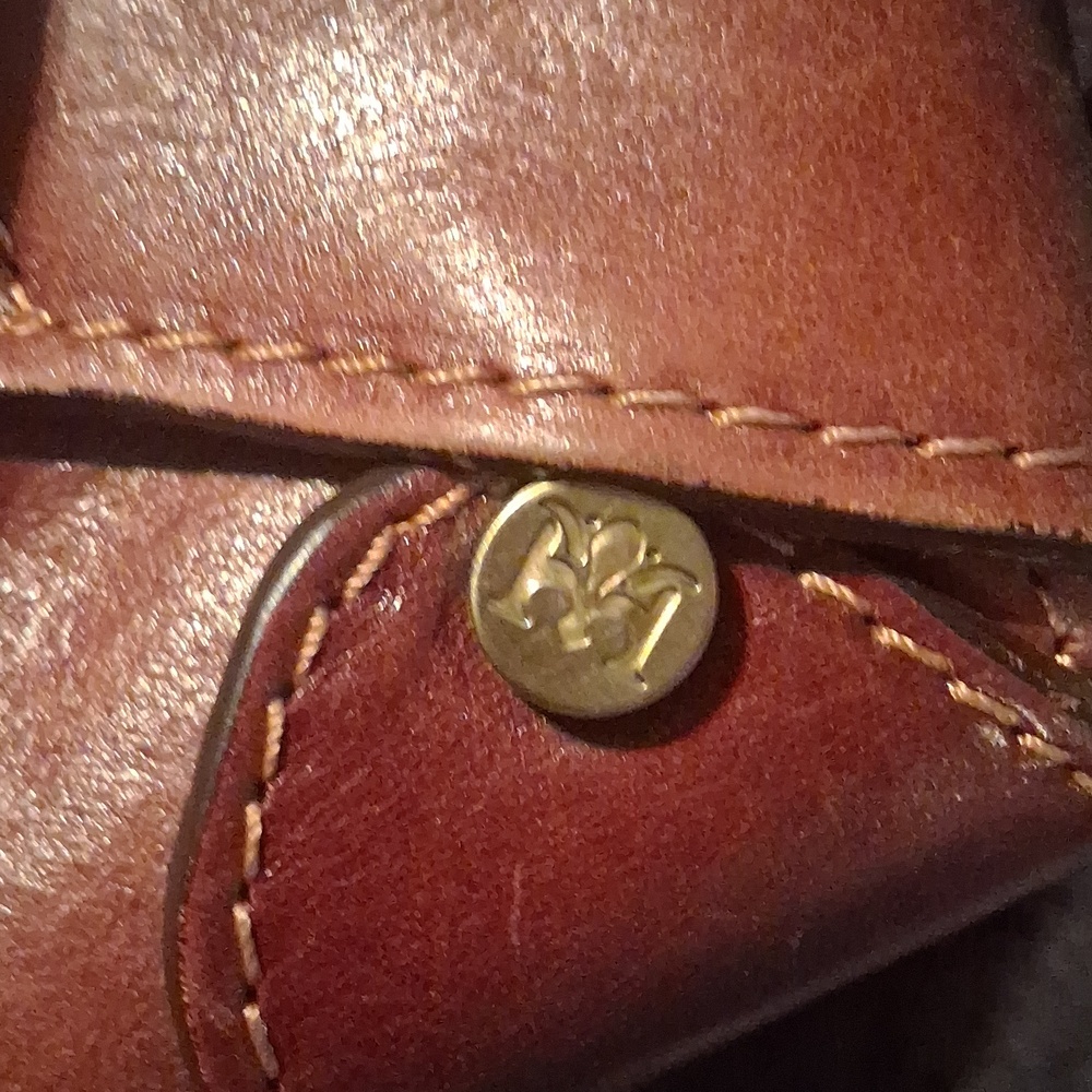 Cuoieria Fiorentina Clearence From $400 Brown Leather Messenger Bag - Picture 11 of 16